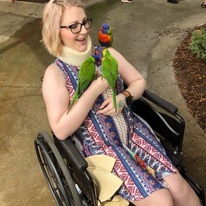 Meet your Posher, Cynthia